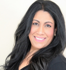 Headshot of Annette Claudio